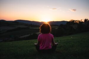 Scopri di più sull'articolo Effetto Placebo e Cura di Sé nel Benessere e Scienza